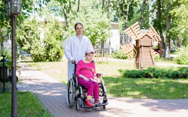 Городские дома-интернаты провели практику для более 150 студентов